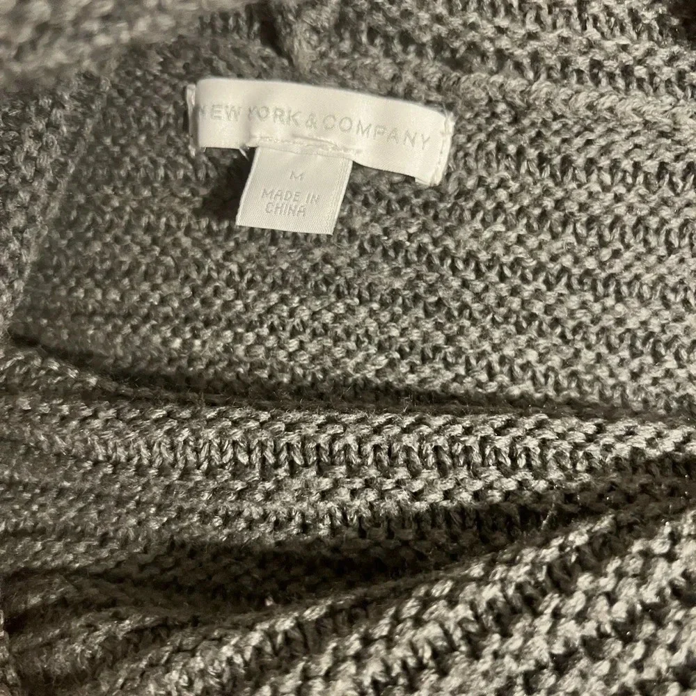 New York & company grey knit‎ sweater